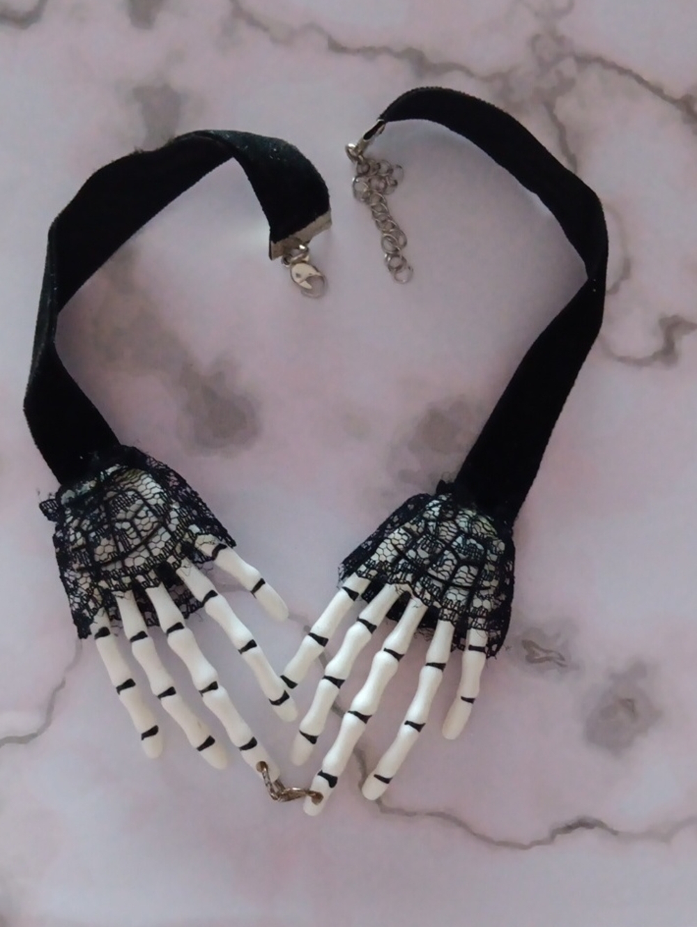 Skeleton Hands Black & White Velvet Choker Necklace New!